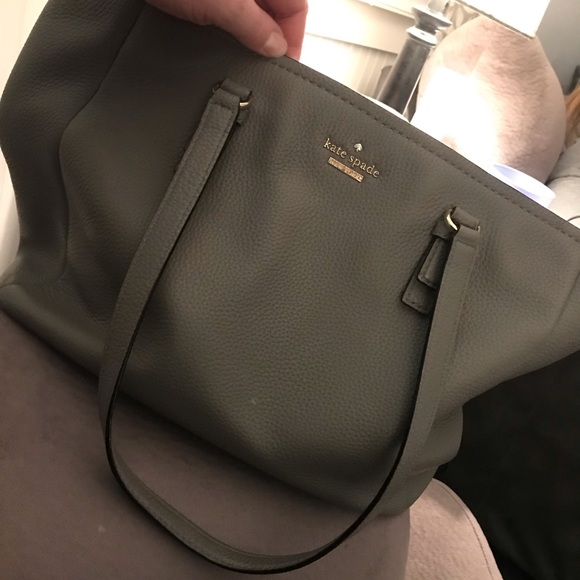 Kate Spade Purse - Picture 2 of 8